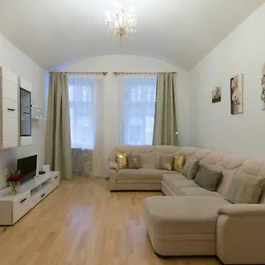 Spacious Near Wenceslas Square , Praga República Checa